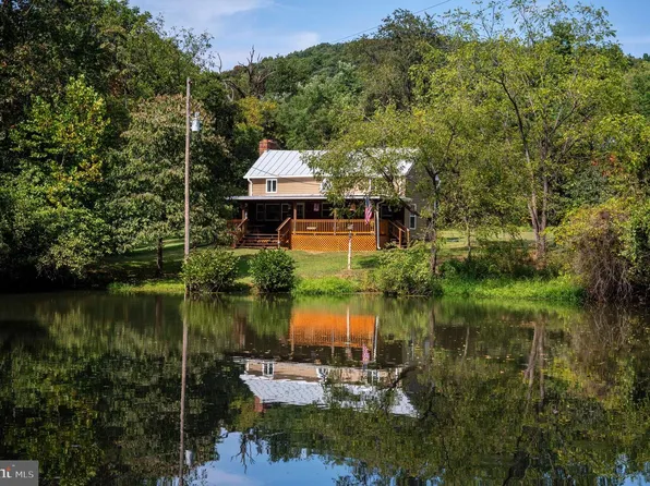 2002 Balkamore Hill Rd, Stanley, VA 22851