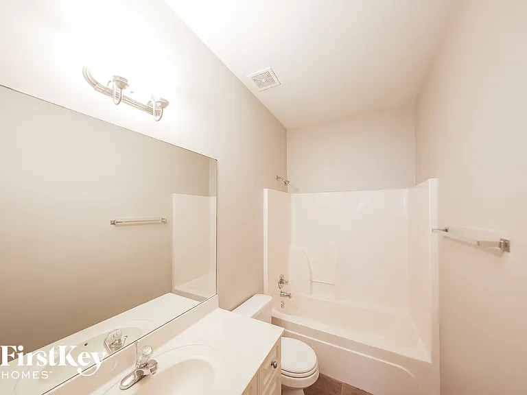 2132 Spaulding Pl — Photo 13