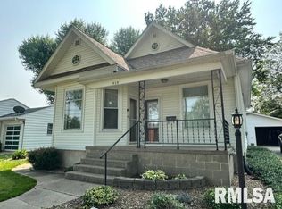 918 S Diamond St, Jacksonville, IL 62650