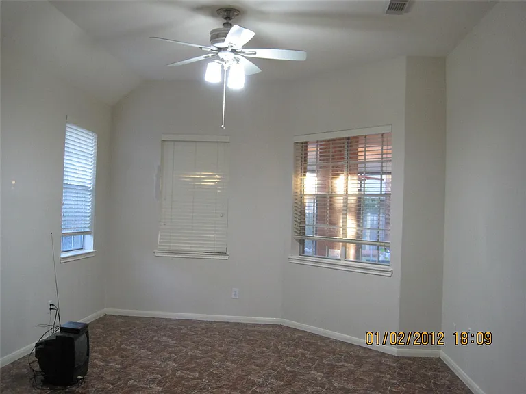 3302 E Cedar Hollow Dr — Photo 34