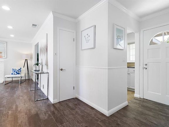 3rd image of 4137 Leigh Ave