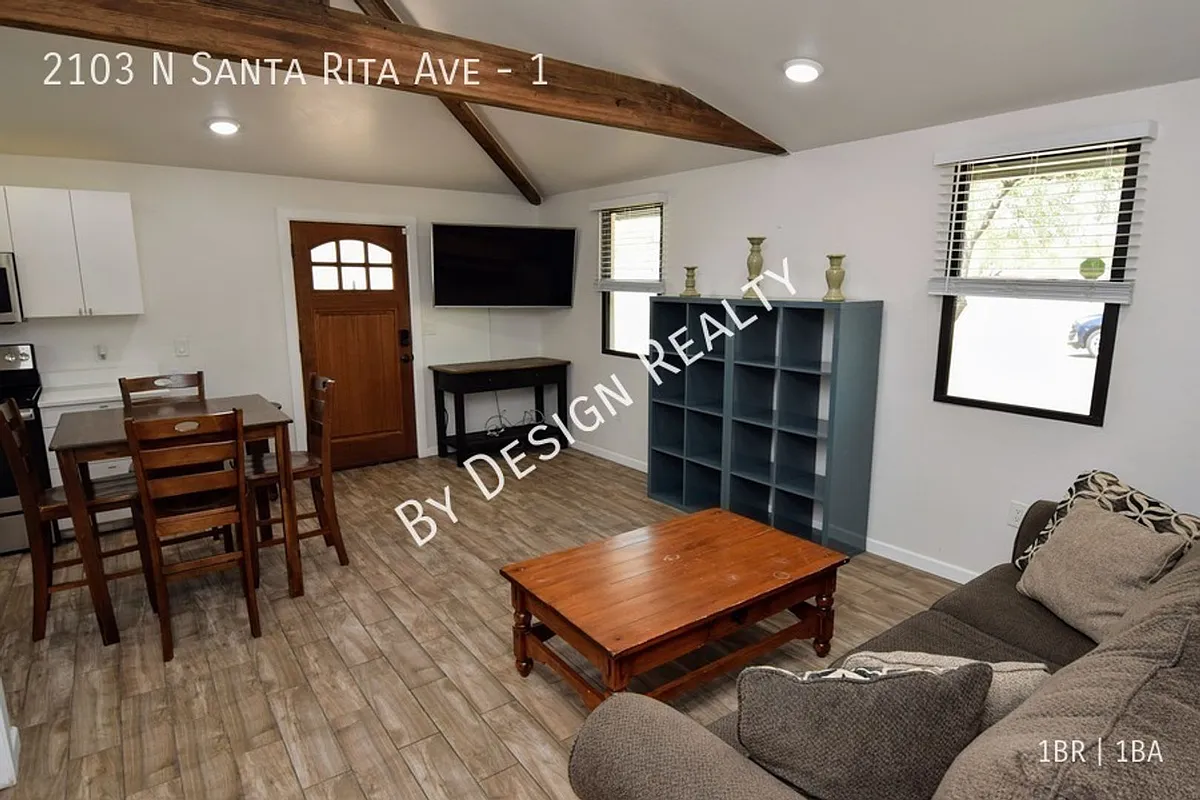 Building Photo - 2103 N Santa Rita Ave #1