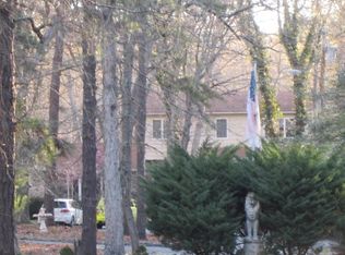 6235 Pine St, Mays Landing, NJ 08330