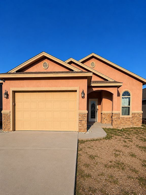 1834 Troy Dr - Property Image