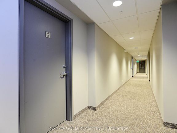 5th image of 175 Commonwealth St #107