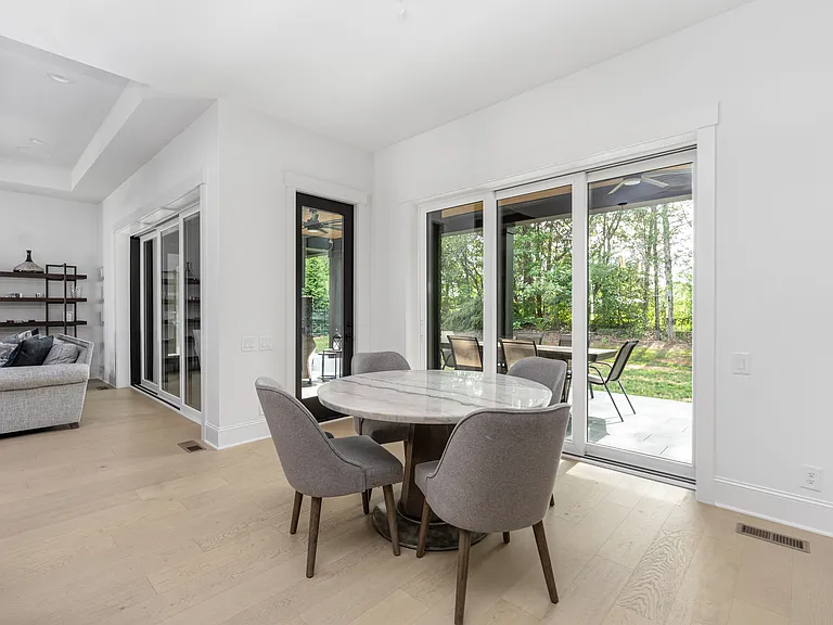 10119 Laurier Ln — Photo 21