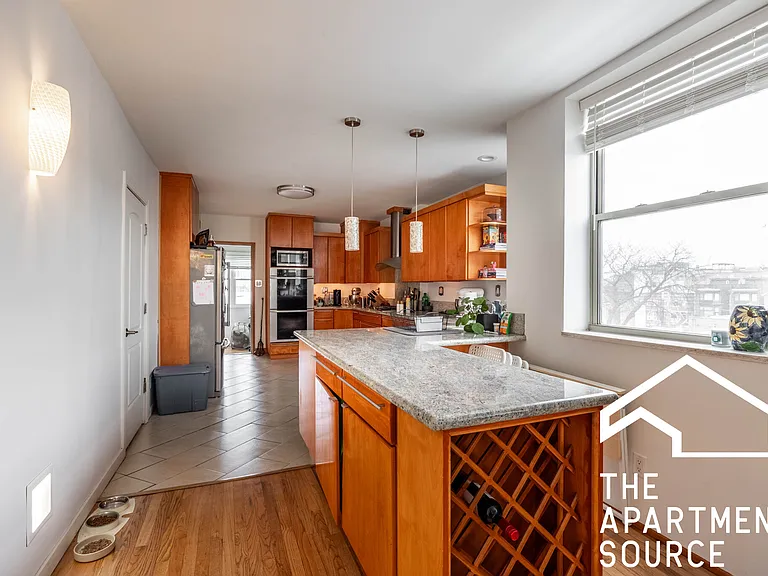 1806 W Grand Ave #3F — Photo 7