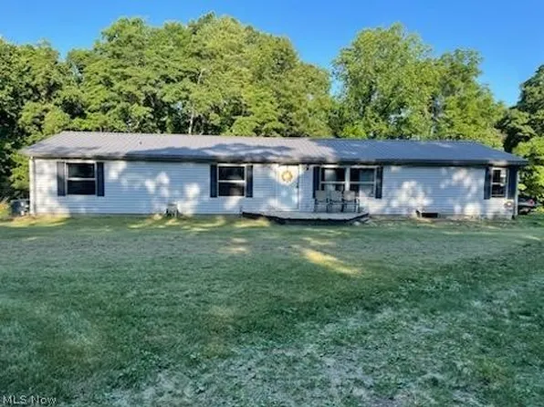 8664 Porter Run Rd, Roseville, OH 43777