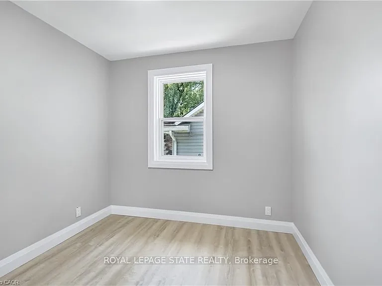 10 Comet Ave #1 — Photo 14