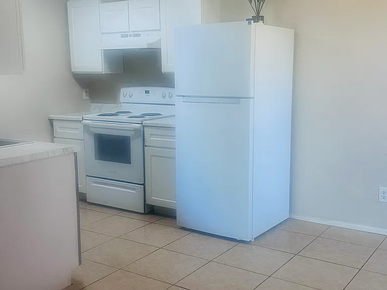 1535 S Van Buren Ave #1 — Photo 7