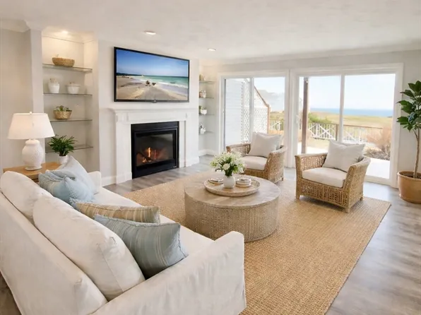 6 Sea Cliff Dr, Plymouth, MA 02360