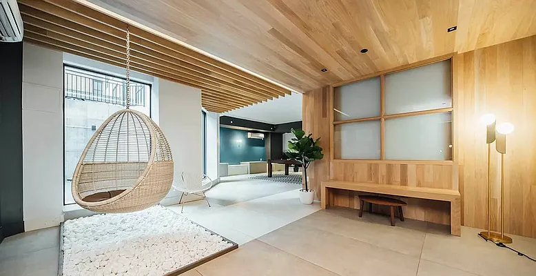 Rented by Artur Gutman, LREB | media 18