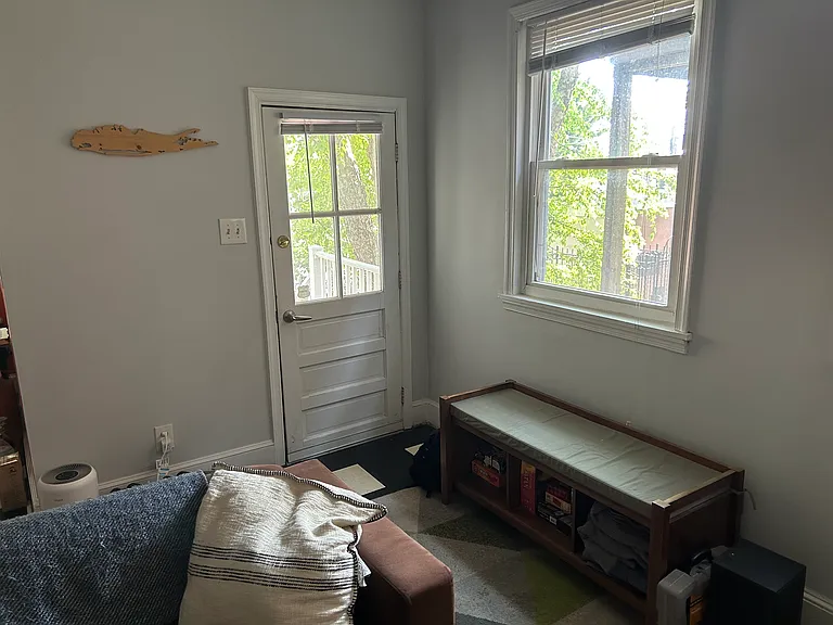 2233 E Pratt St #1R — Photo 11