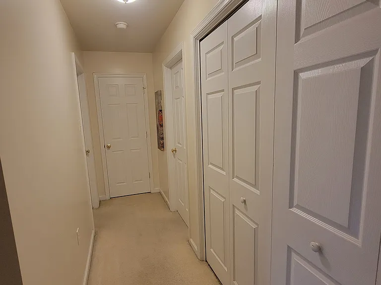 807 Berne Ct #807 — Photo 6