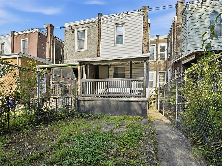 1551 N Allison St — Photo 26