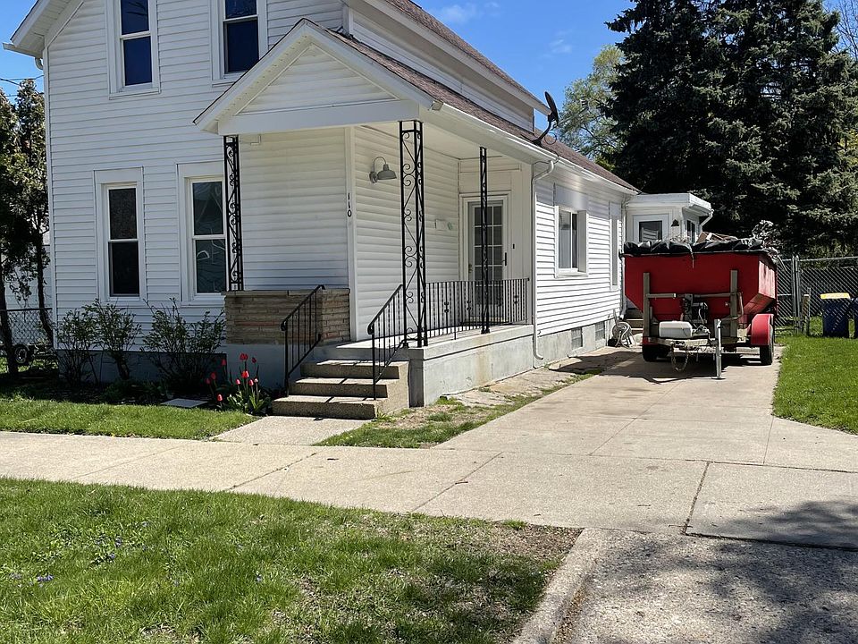 2nd image of 110 Lane Ave SW