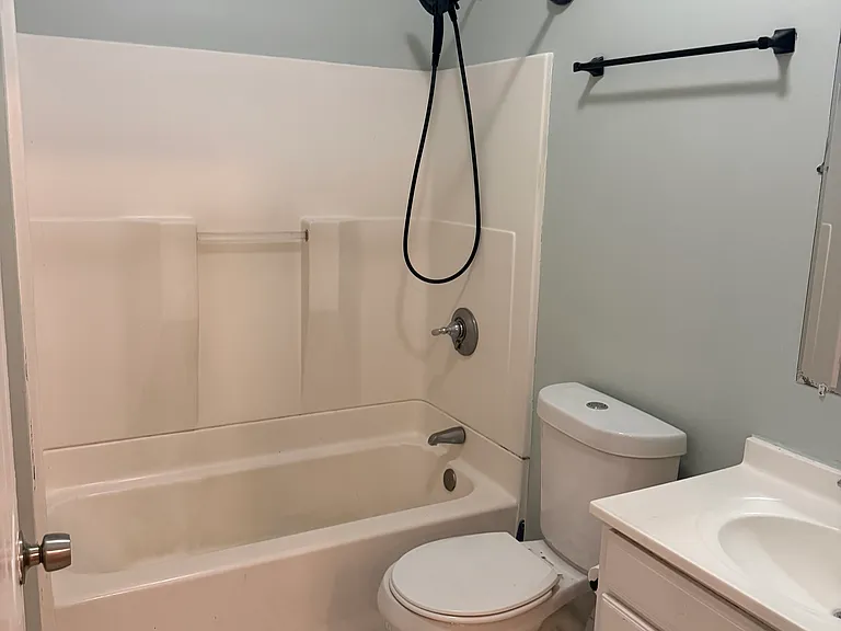 15 Vale St #2 — Photo 7