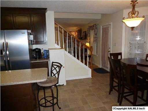 4th image of 147 Brass Oak Dr