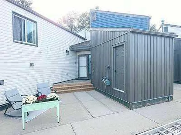8205 98th St #3, Peace River, AB T8S 1A2