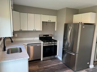 26 W College St APT B, Canonsburg, PA 15317