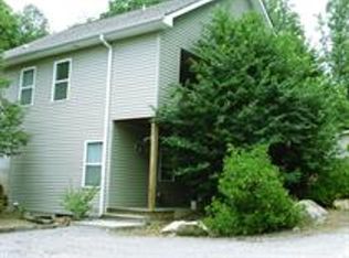 17-1 Howards Row Pl, Asheville, NC 28805