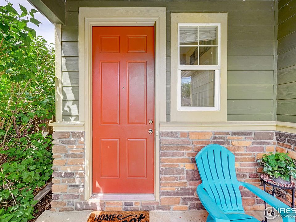 1st image of 939 Willow Dr