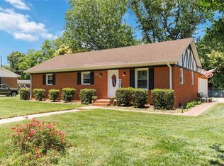 1219 Flowe Dr, Matthews, NC 28104