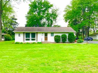 4347 Darwin Rd, West Terre Haute, IN 47885
