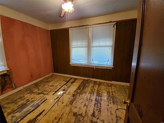 3rd image of 7006 Dawson Pl