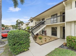 3306 Lucerne Park Dr, Greenacres, FL 33467