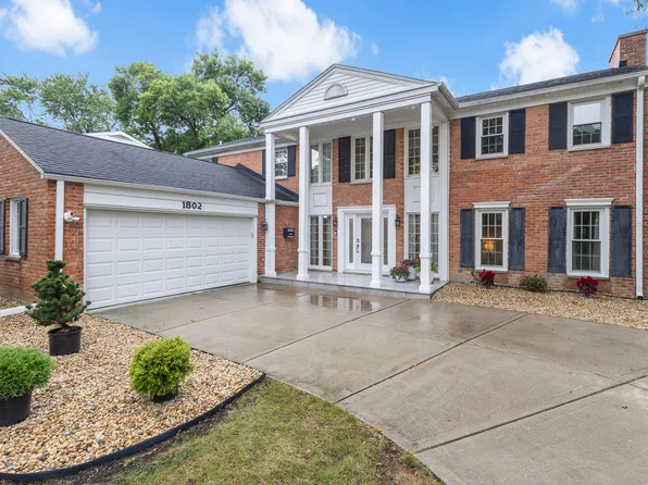 1802 S Fernandez Ave, Arlington Heights, IL 60005