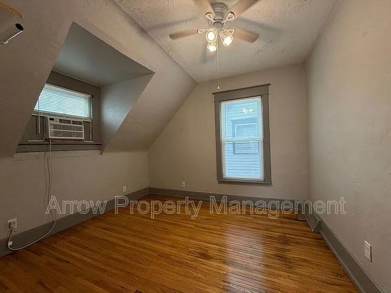 738 N 25th St #1 — Photo 9