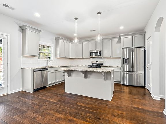3rd image of 738 Wyndham Village Ct