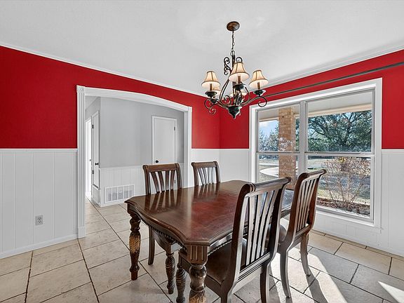 3rd image of 500 NW County Road 8