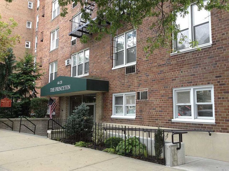 1st image of 44-20 Douglaston Pkwy APT 3C