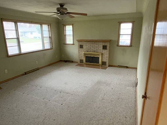 2nd image of 425 Central Ave SE