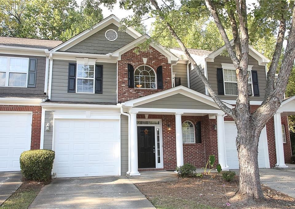 1st image of 2704 Pierce Brennen Ct