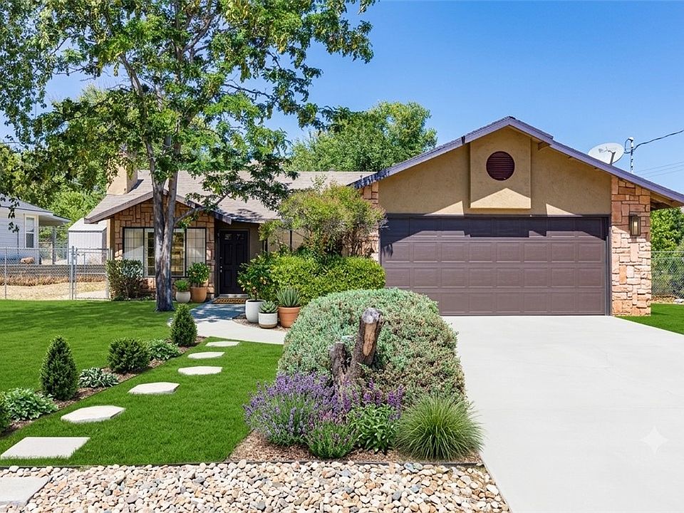 1st image of 22917 Clover Spring Pl