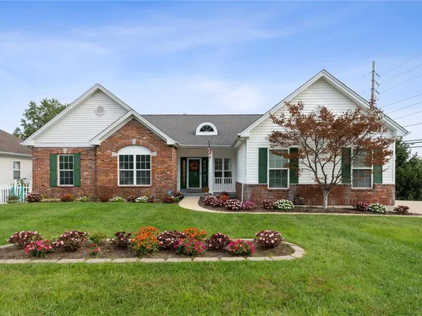 9603 Oakmont Woods Ct, Saint Louis, MO 63126