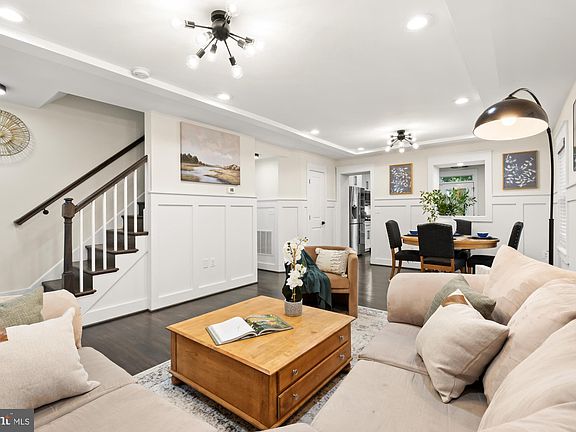 3rd image of 2711 Fort Dr