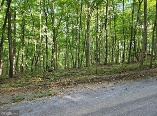 Dogwood Ln, Berkeley Springs, WV 25411