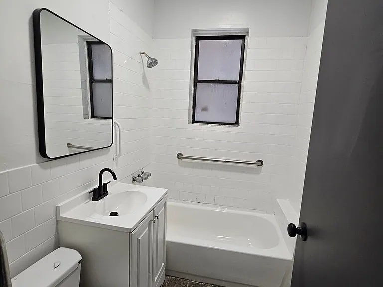 486 Summer Ave #A101 — Photo 4