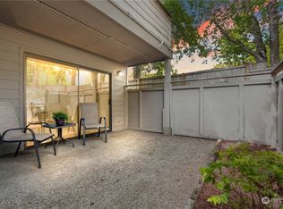 2524 S 317th St APT 204, Federal Way, WA