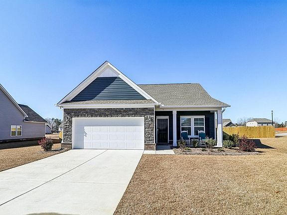 2nd image of 3 Acorn Ct