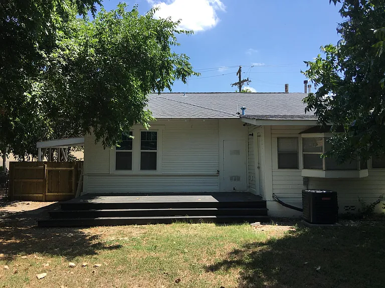 149 Hickman — Photo 21
