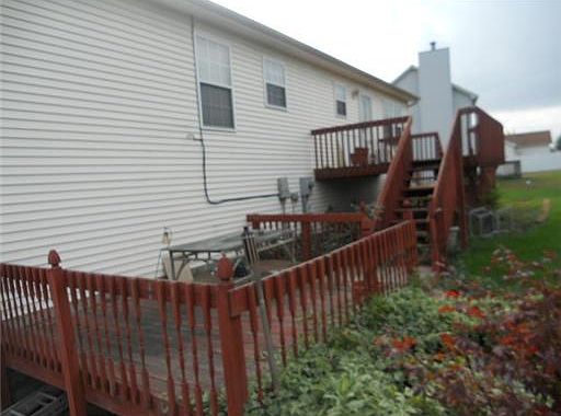 2nd image of 3319 Highcrest Ct