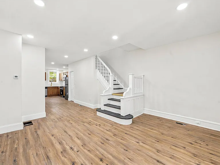 1712 S 55th St — Photo 14