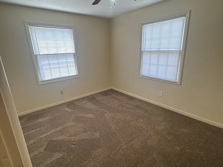 Welcome to Manor Heights Apartments! — Photo 14