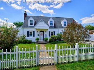 9 33rd St SE, Charleston, WV 25304