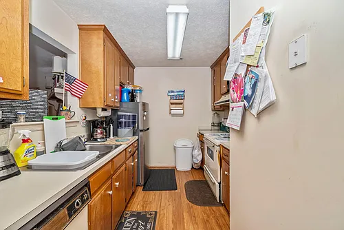 326 Kinsmen Way Photo 1